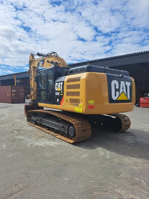 CATERPILLAR 324EL