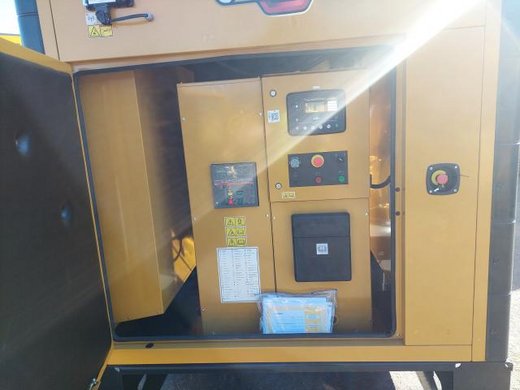 Caterpillar DE715E0
