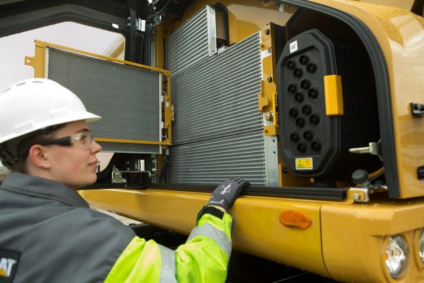 Wheeled excavator easy service access